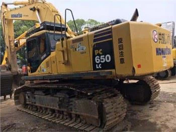 Pelle Komatsu 650-8 d'occasion