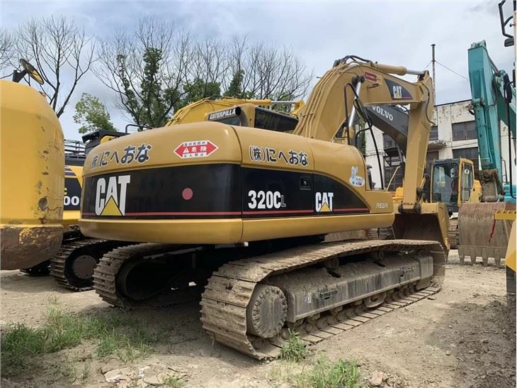 Excavatrice Cat 320 d'occasion