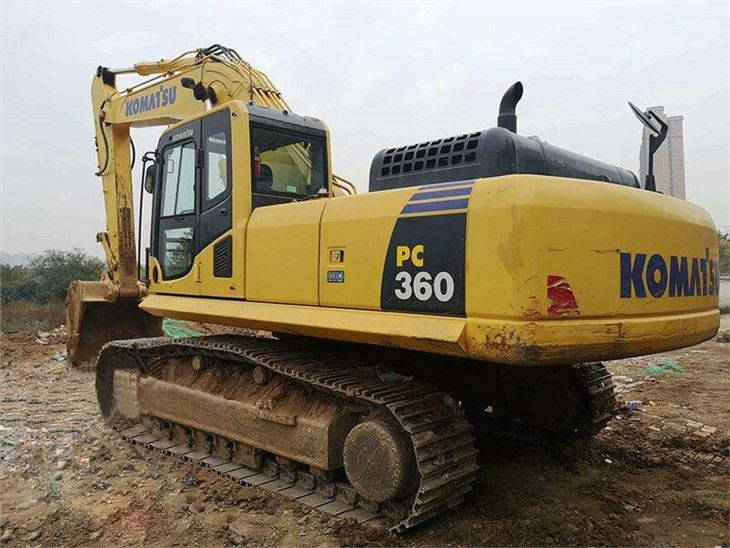 Pelle Komatsu PC{{0}}M0 d'occasion