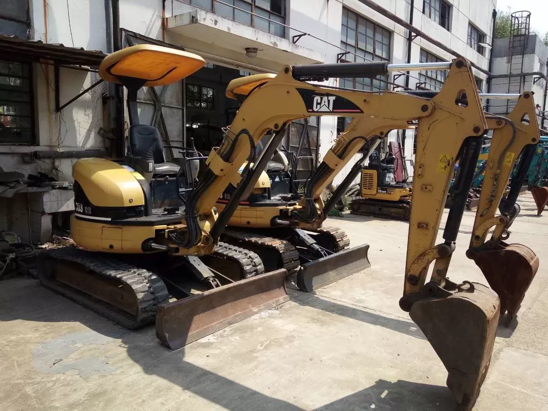 pl17601520-2_units_used_cat_excavator_303c_second_hand_mini_diggers_low_work_hours