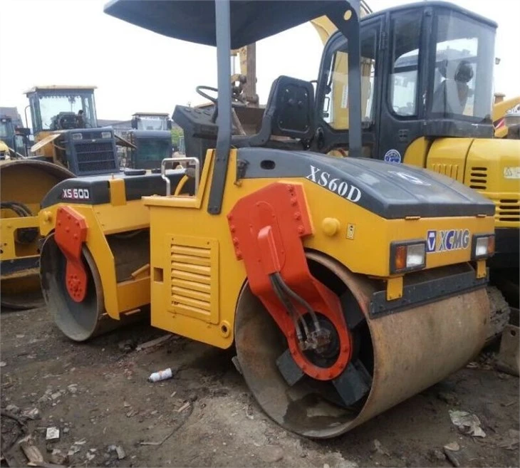 Rouleau hydraulique complet