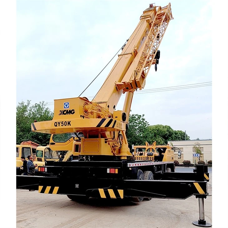 Grue mécanique de camion de voiture