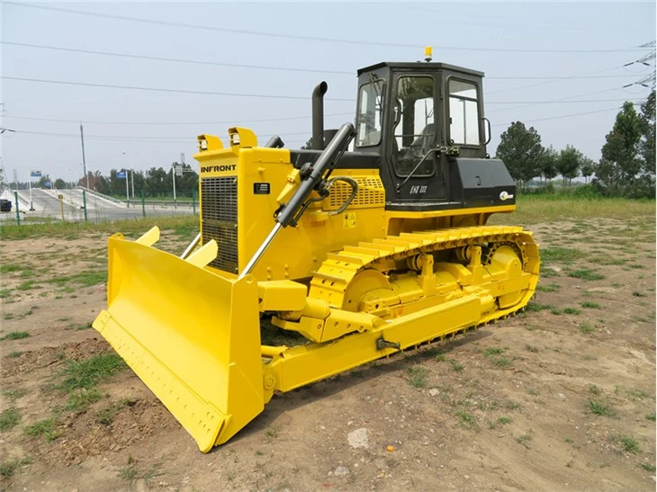 Bulldozer multifonctionnel sur chenilles