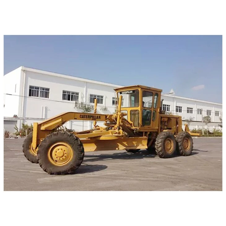 Niveleuse Cat 12G d'occasion