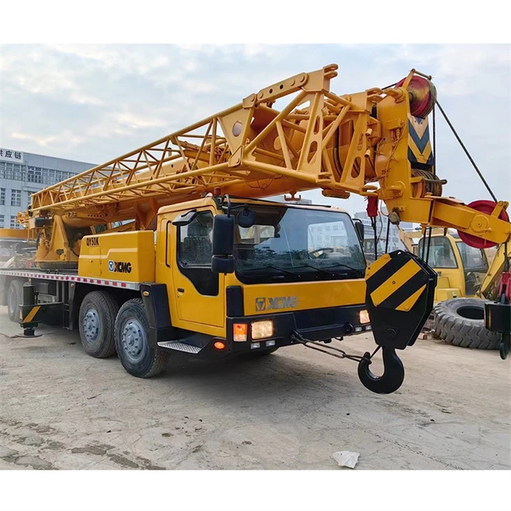 Camion grue d'occasion